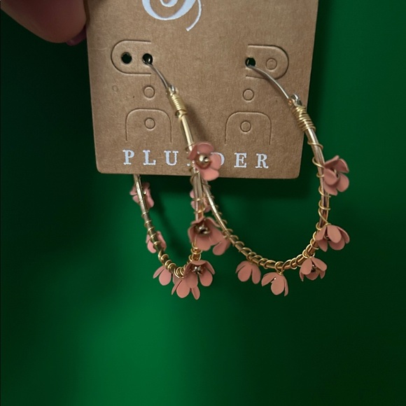 Plunder Jewelry - Plunder Gold and Pink Floral Hoop Earrings
